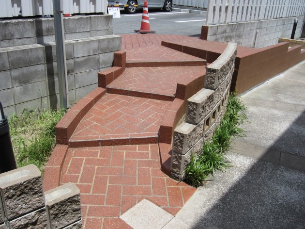 階段ノンスリップ工法