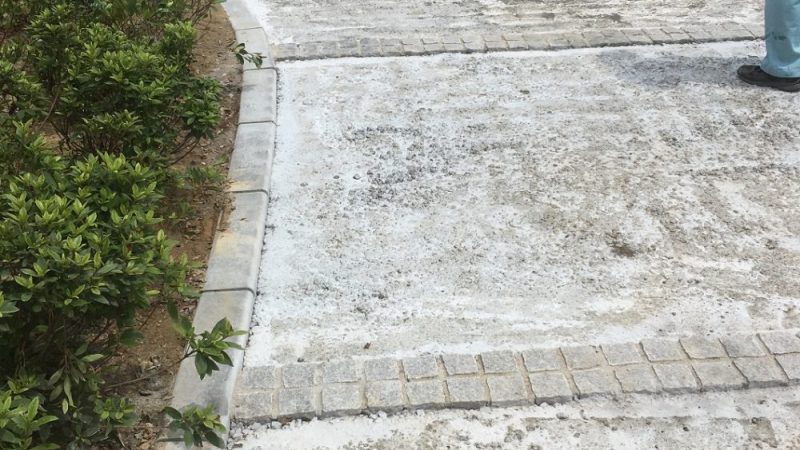 自然石樹脂舗装