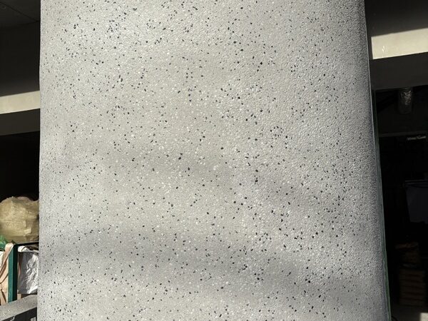 丸柱の洗い出し