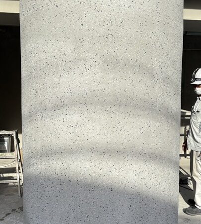 丸柱の洗い出し